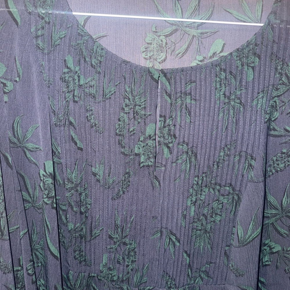 Basque Midnight Blue Textured Blouse - Picture 3 of 4
